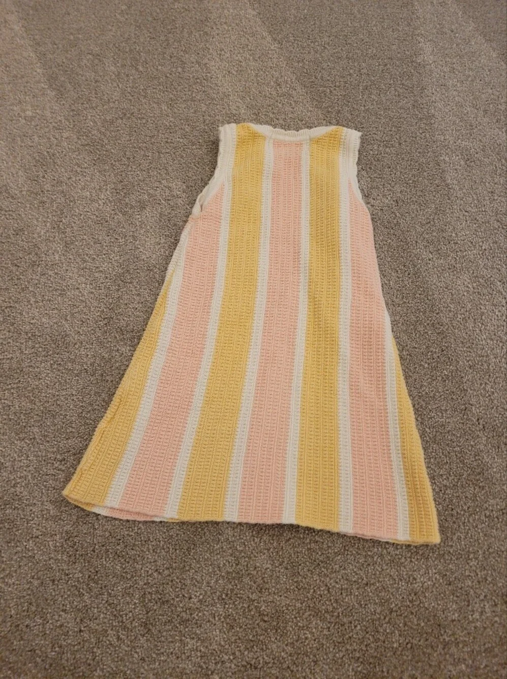 H&M lightweight sleeveless
